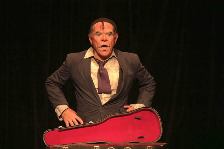 Partiu teatro com três dicas imperdíveis!