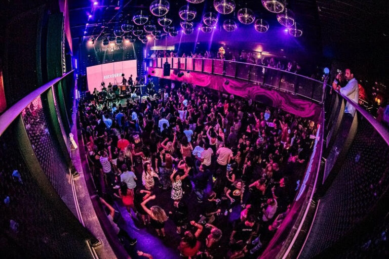 Do revival à ópera, a arte de #PERAMBULAR por Brasília